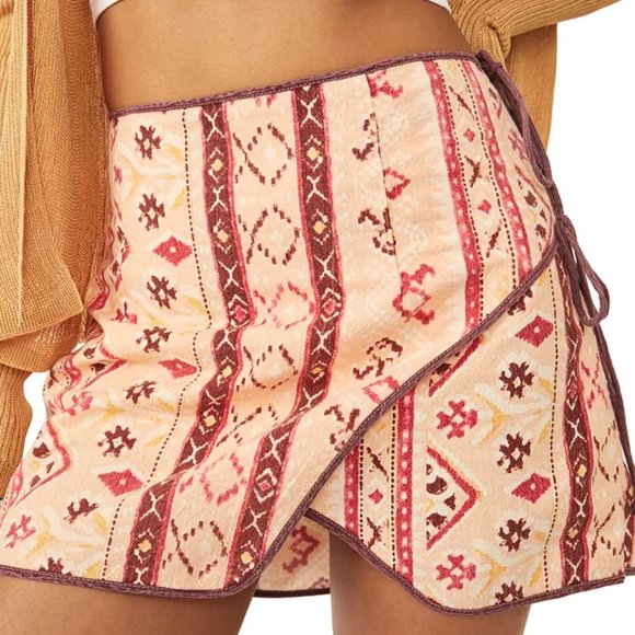 Free People Dresses & Skirts - FREE PEOPLE Cleo Geometric Faux Wrap Skirt